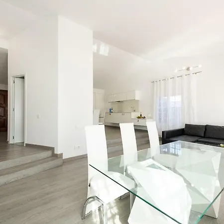 Luxury Modern 6br With Private Pool *