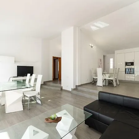 Luxury Modern 6br With Private Pool *