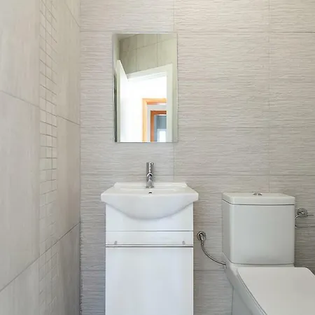 Luxury Modern 6br With Private Pool *