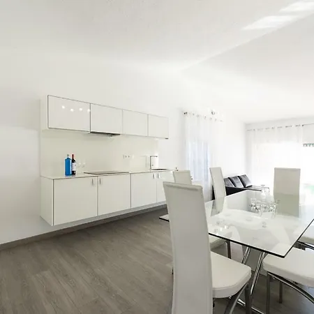 Villa Luxury Modern 6br With Private Pool *